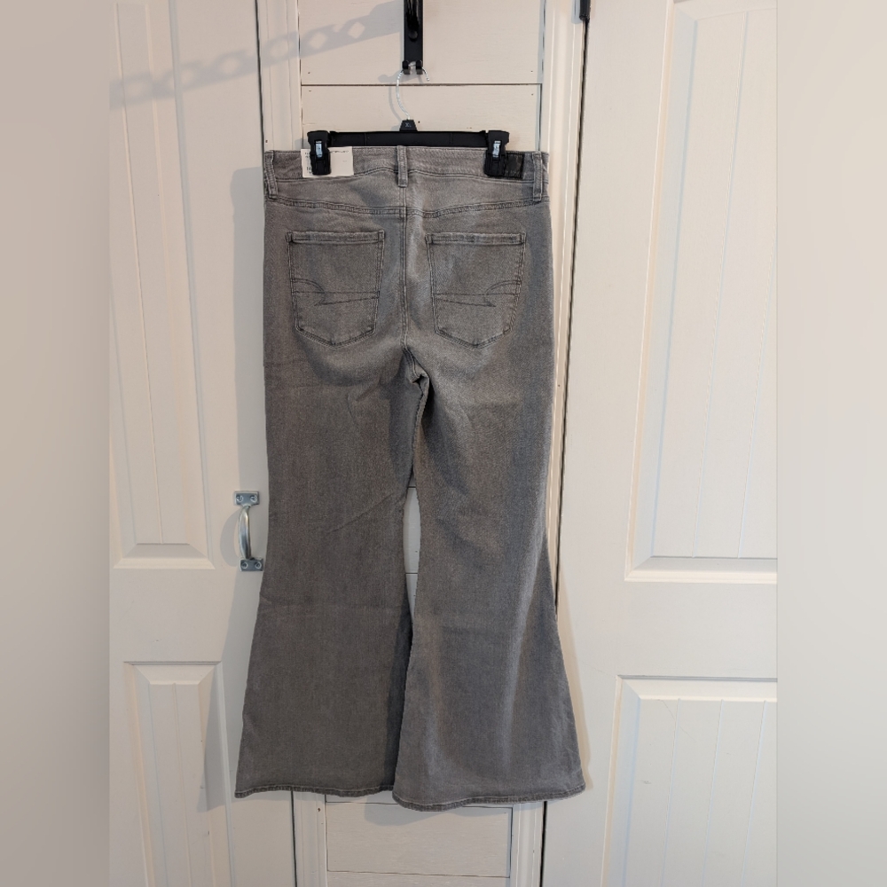 American Eagle Outfitters Festival Flare Jeans - Picture 2 of 4
